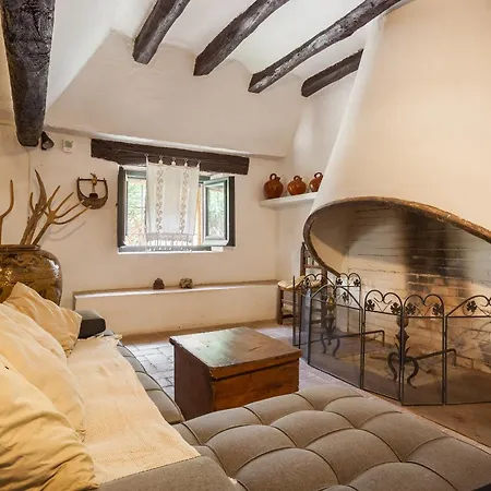 Villa Masia Del Siglo Xvi *
